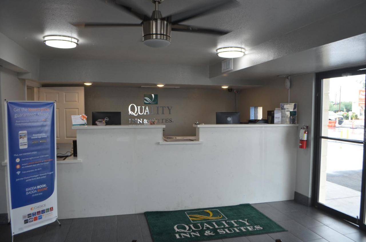 Quality Inn & Suites Near Downtown Mesa Luaran gambar
