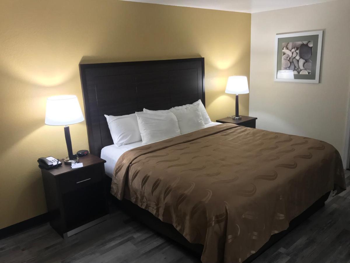 Quality Inn & Suites Near Downtown Mesa Luaran gambar