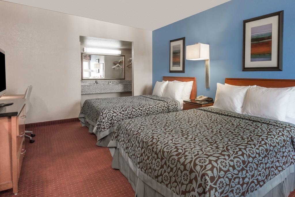 Quality Inn & Suites Near Downtown Mesa Luaran gambar