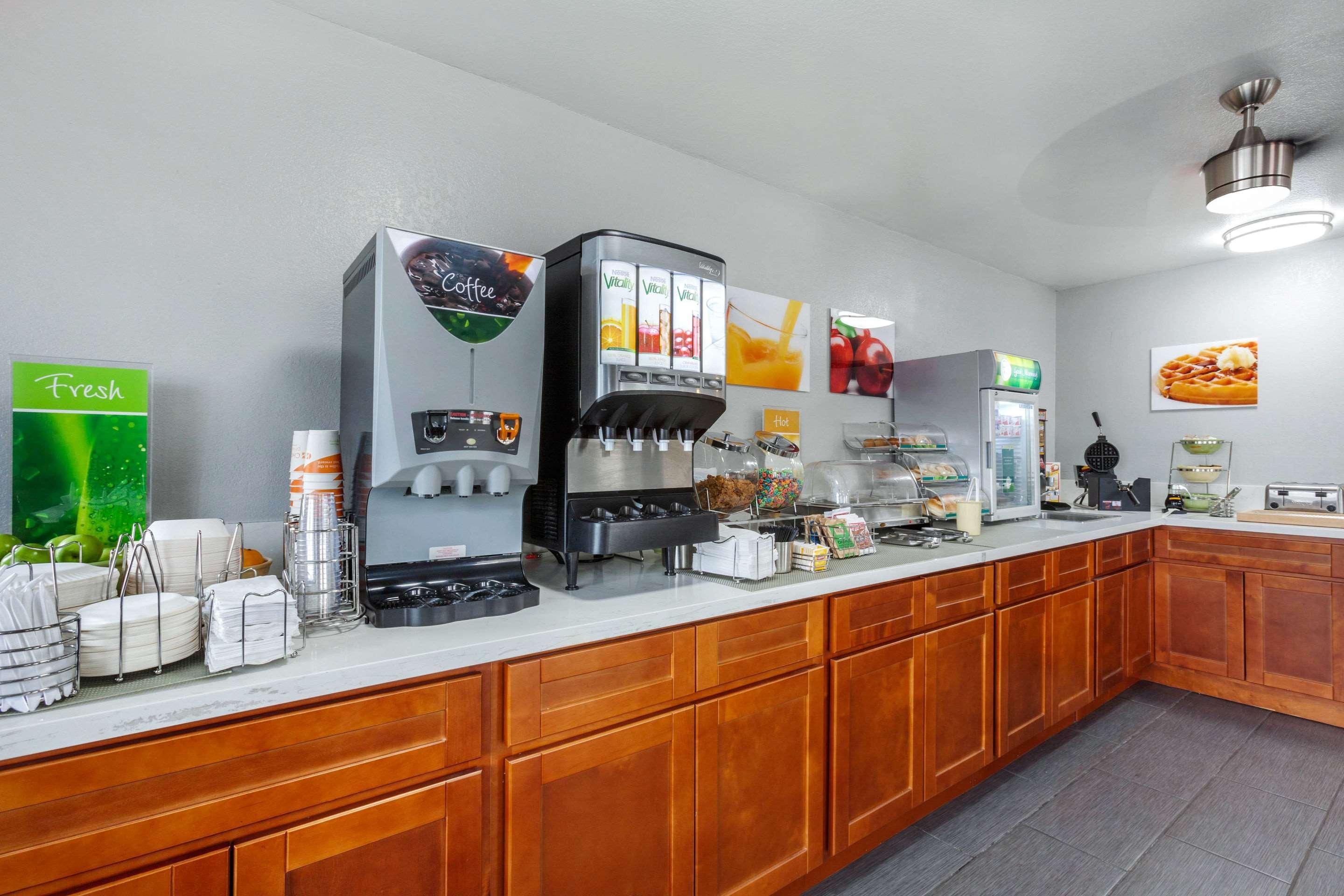 Quality Inn & Suites Near Downtown Mesa Luaran gambar