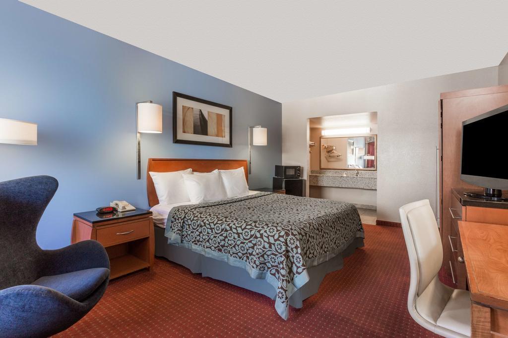 Quality Inn & Suites Near Downtown Mesa Luaran gambar