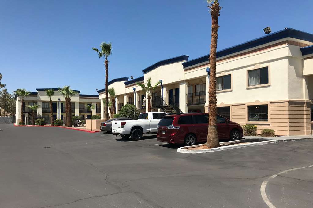 Quality Inn & Suites Near Downtown Mesa Luaran gambar